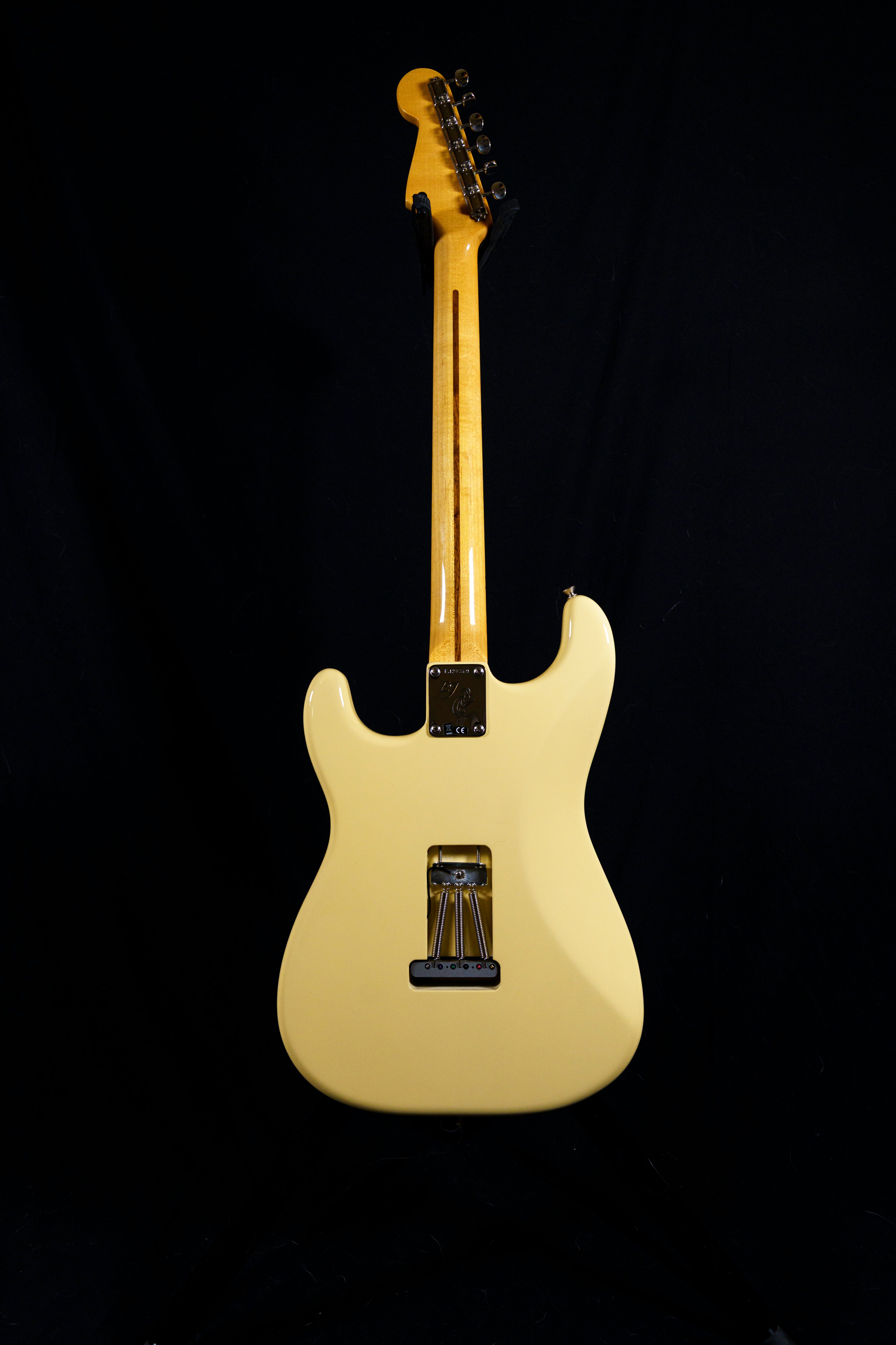2018 Fender Eric Johnson Thinline Stratocaster – Vintage White (Mint/COA)