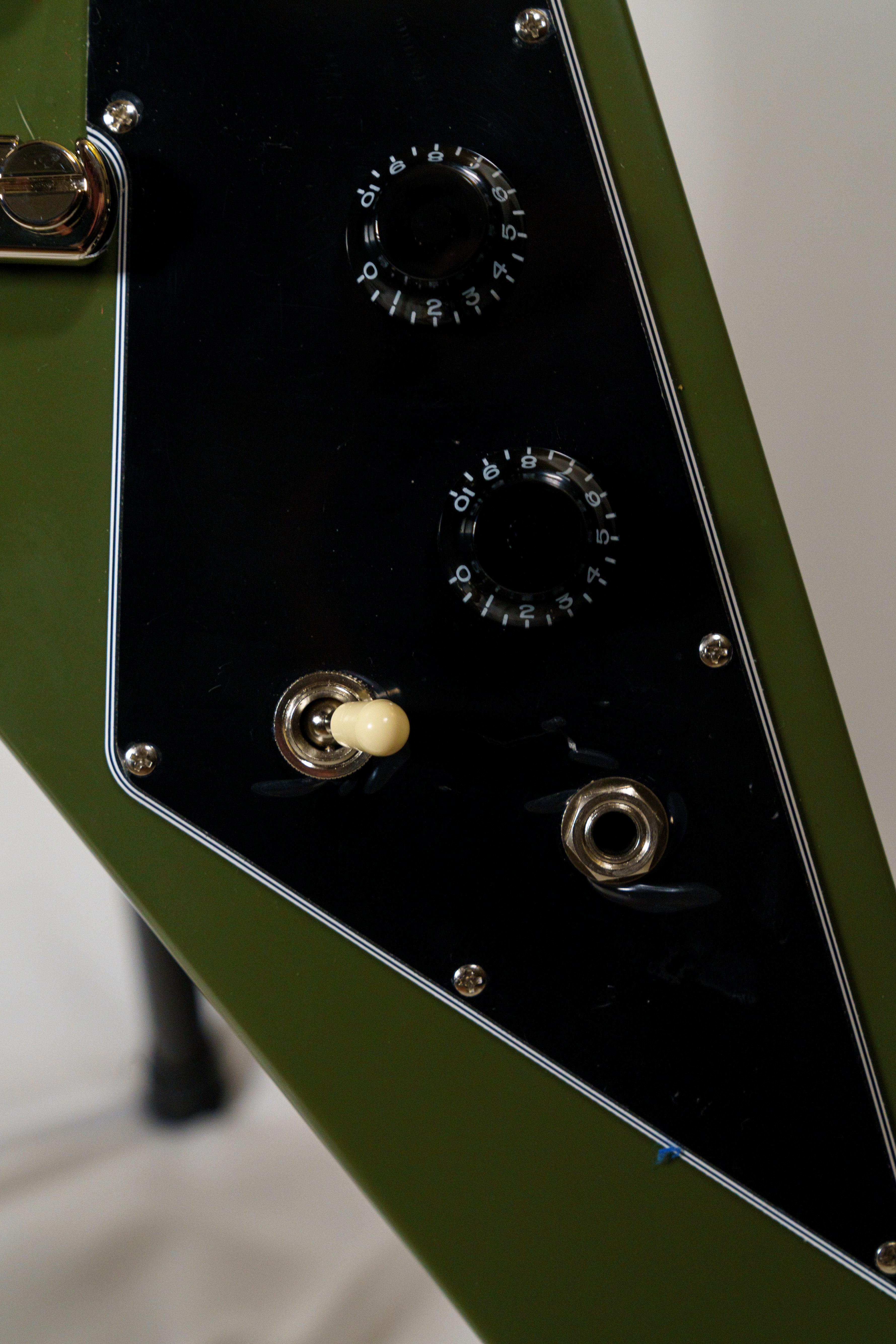 2021 Gibson Flying V Tribute – Rare "Worn Olive Drab" Exclusive (MINT / NOS)